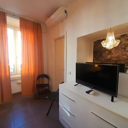 Porta Venezia Apartment